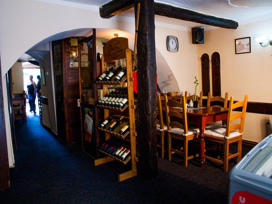 Hotel A Restaurace U Hrncire クトナー・ホラ エクステリア 写真